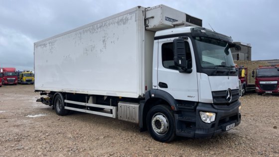 2015年メルセデス・ベンツ・アンтス