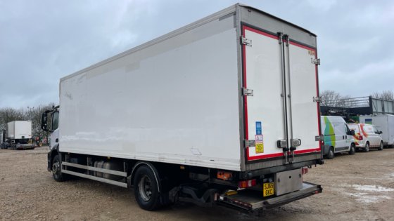 2015年メルセデス・ベンツ・アンтス