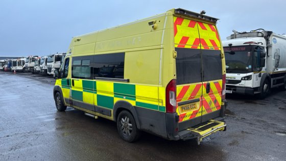 2017 菲亚特杜卡迪