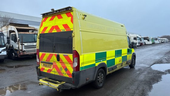 2017 菲亚特杜卡迪