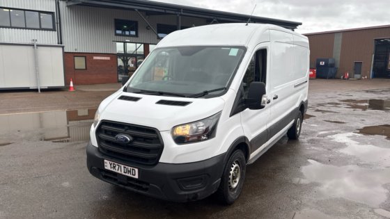 2021年 FORD TRANSIT