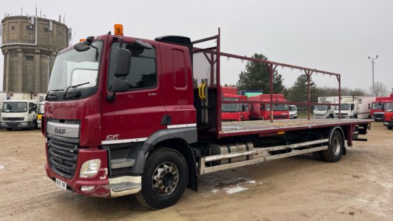 2018年戴姆勒卡车CF