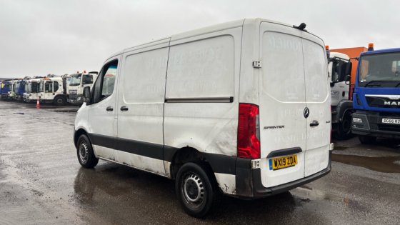 2019 奔驰斯宾特