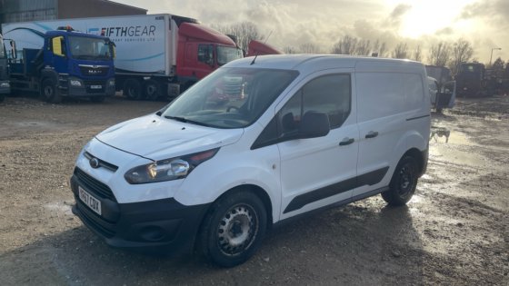 2017年式フォード・トランジット・コネクト