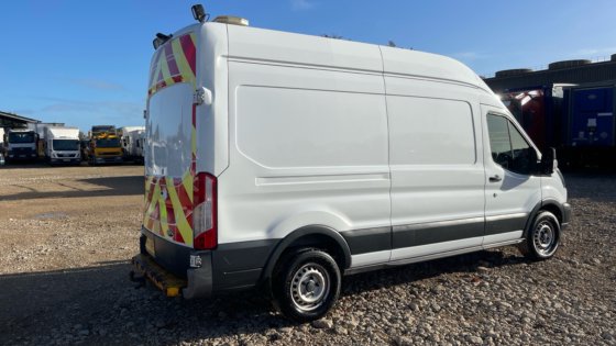 2018年 フォード・トランジット