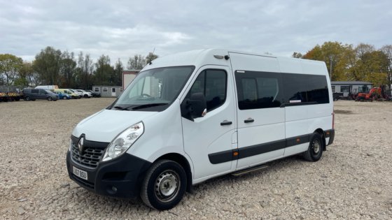 2017 RENAULT MASTER
