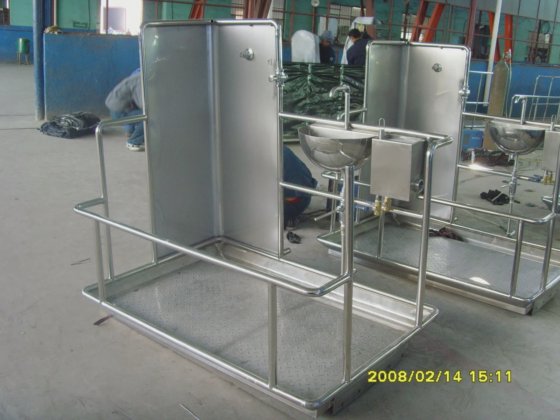 用于屠宰场的活牛瞪眼平台屠宰设备