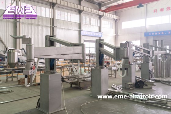 屠殺場機器 コンテナ トラック 荷物の積み下ろしアーム 豚の屠殺機械