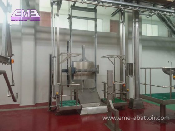 专业屠宰场设备 牛屠宰机械工具 单柱式牛皮提升机