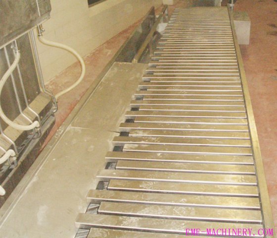 ターンキープロジェクト 骨なしグリッドタイプベルトコンベヤー機械 食肉処理設備