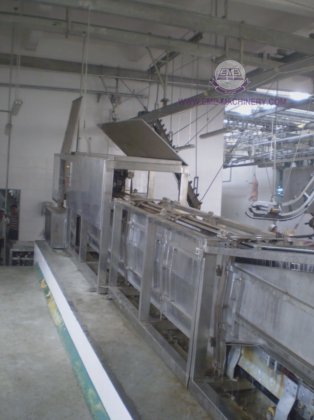 用于屠宰设备的易于安装的活猪入口通道屠宰机