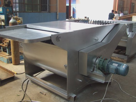 家禽の湯通しと羽毛抜きのコンビネーション機械屠殺機