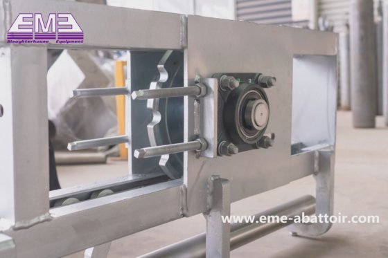 豚の出血傾斜リフティング機械屠殺設備アバトワールハラール殺戮ライン