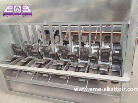 每小时 150 头猪的胴体脱毛机 用于中小型生猪屠宰场的屠宰设备