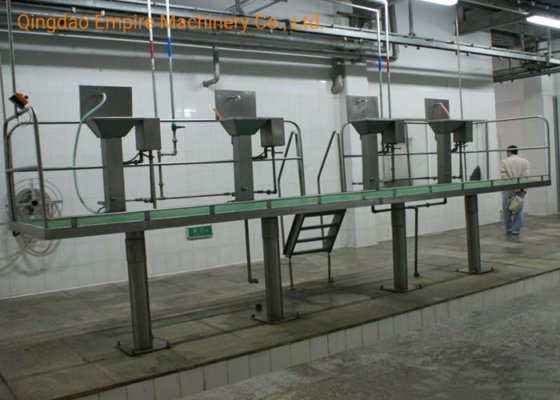 生きた牛を殺すためのプラットフォーム屠殺機械