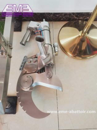 小型豚屠殺場処理用豚頭用油圧剪断機屠殺設備