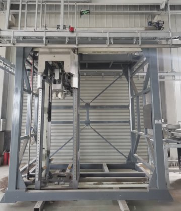 新设计的屠宰设备全自动猪胴体分割锯