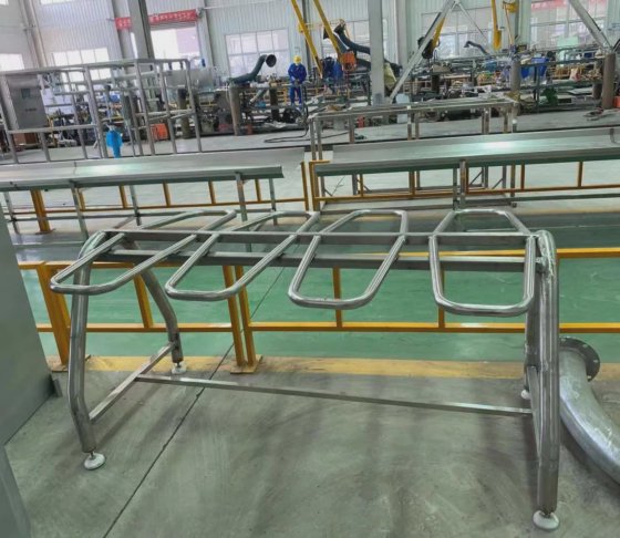 材质优良的牛头清洗机 用于奶牛家畜的清洗设备