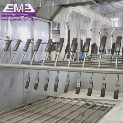 用于猪屠宰场设备的不锈钢烫毛槽，符合清真认证农场使用标准