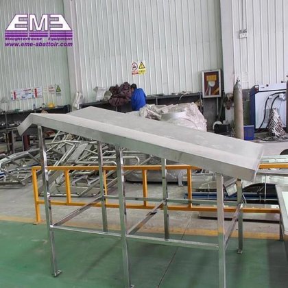 热销绵羊屠宰场设备 V 型杀羊台，出厂价