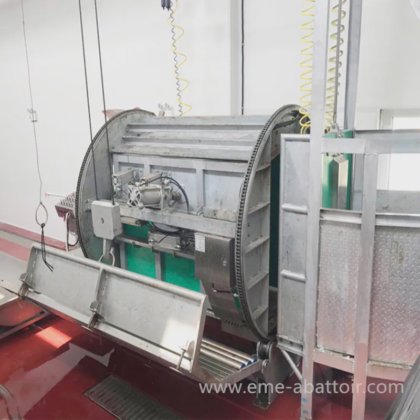 牛屠殺場設備 食肉処理機械 牛のスタンナー 殺害機械