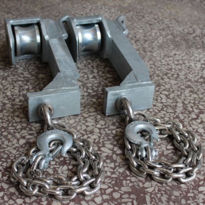 带放血枷锁的牛屠宰设备