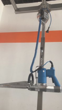 電動往復式肉切り鋸 牛 牛肉処理場 殺戮機器