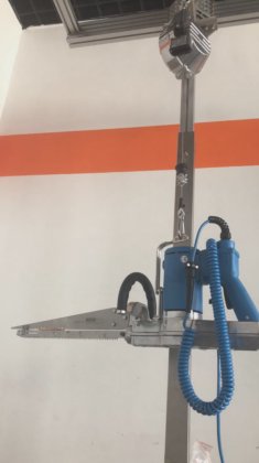 電動往復式肉切り鋸 牛 牛肉処理場 殺戮機器