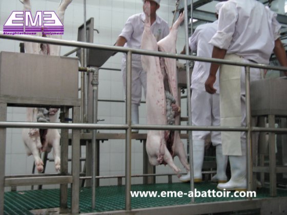 用于肉类加工生产线的多用途猪屠宰场平台屠宰机