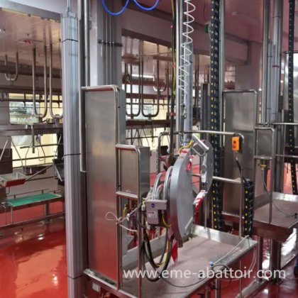 牛肉処理機械用の屠殺機、肉体分割用バンドソー、家畜用の屠殺場用ののこぎり