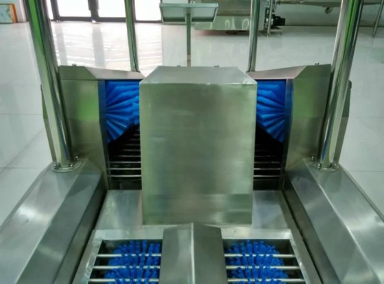 牲畜屠宰场牛羊猪屠宰手动洗靴机设备