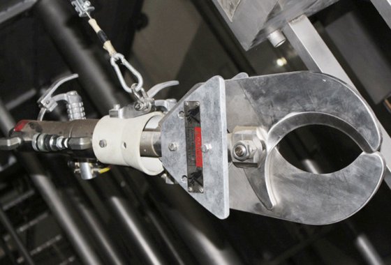 素晴らしいショッピング用の牛角と蹄の油圧シアー、屠殺場の牛屠殺用肉屋機械