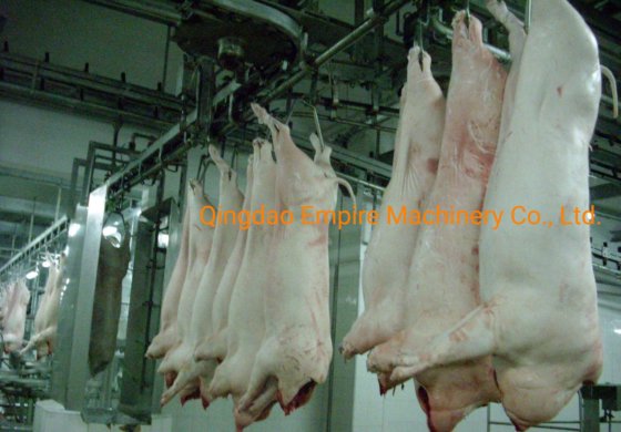 用于胴体完全放血的自动输送轨道式生猪屠宰机