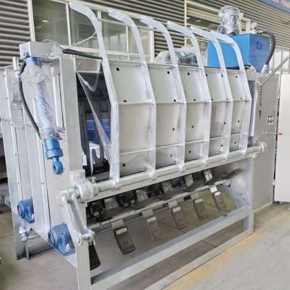 エメ工場は家畜屠殺場用の豚屠殺機器を製造しています。