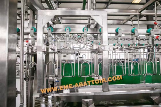 专业工厂家禽放血和拔毛自动输送轨道鸡鸭鹅屠宰机