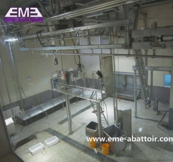 用于牛肉加工厂的牛羊猪屠宰杀台屠宰设备