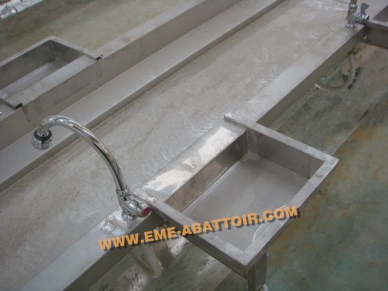 用于鸡屠宰场屠宰机械的耐用内脏滑槽屠宰设备