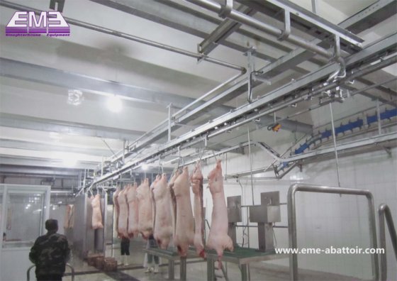 全自動豚血液排出搬送レール屠殺場設備
