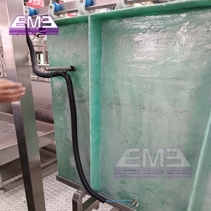 用于鸡屠宰线的活禽去毛机