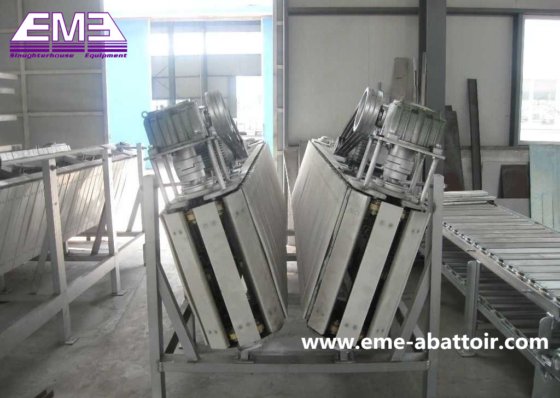 羊やヤギの拘束用ナイロンベルト搬送機、家畜屠殺機、食肉処理設備