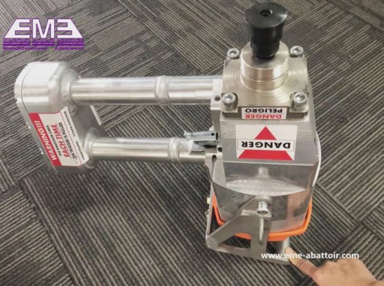 用于牛屠宰场设备的牛屠宰线气动骏马屠宰机