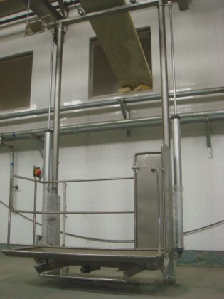 農場の屠殺場用皮剥ぎエレベーター牛肉処理機械