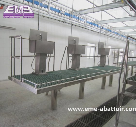 牛の屠殺機 畜産屠殺場プラットフォーム 牛肉加工工場用屠殺機