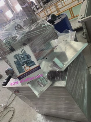 用于牛肉屠宰场加工设备的牛头开式液压锯屠宰机