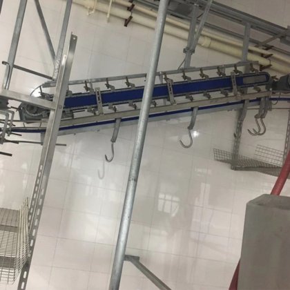 出厂价四分之一胴体斜坡提升机 牛屠宰场设备