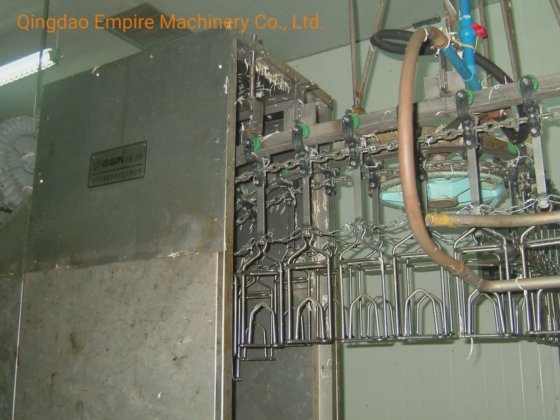 自動フック清掃装置 鶏肉処理機械 食肉処理場設備