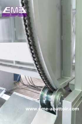 清真牛屠宰场屠宰设备，配有用于现代屠宰的清真屠宰箱