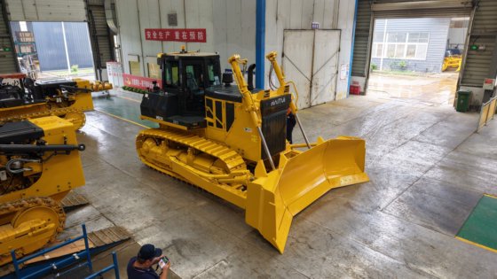 HD24C 240马力推煤型液力推土机（国四）