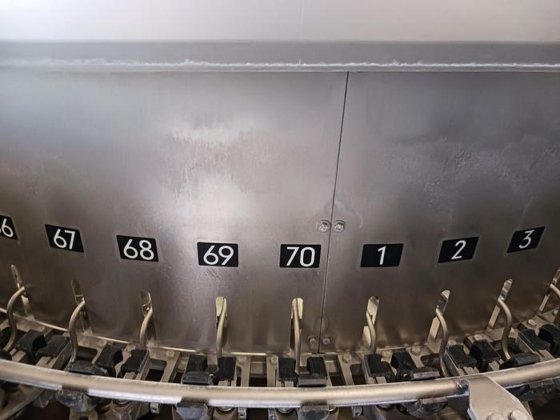 洗浄・充填・封止機