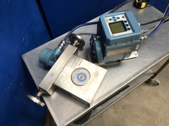 MICRO-MOTION flow transmitter and MICRO-MOTION